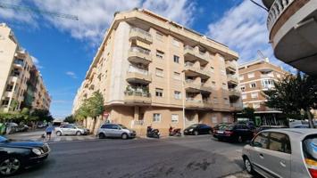 Apartamento en venta en Torrevieja, Centro photo 0