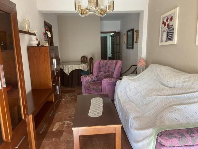 Piso en venta en Córdoba, Av. Barcelona - Viñuela - Rescatado photo 0