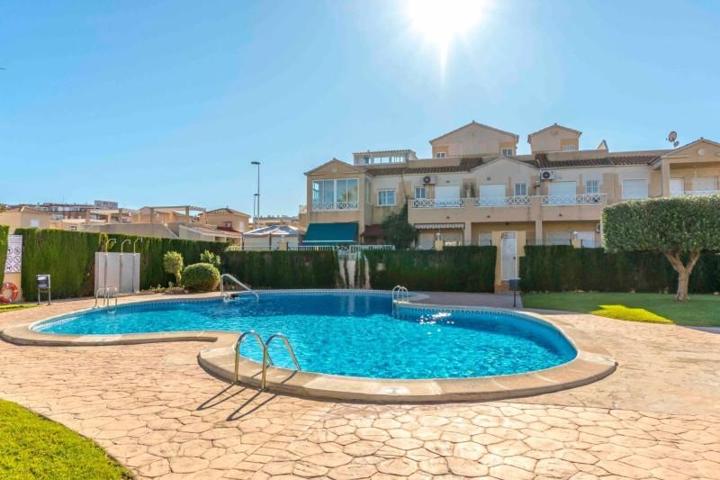 Duplex en venta en Torrevieja, Centro photo 0