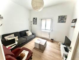 Apartamento en venta en Barcelona, El Carmel photo 0