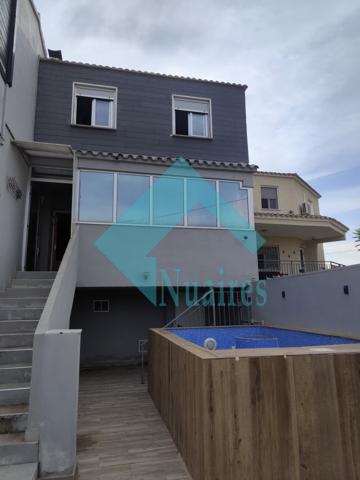 Adosada en venta en Benicàssim, Zona Serradal photo 0