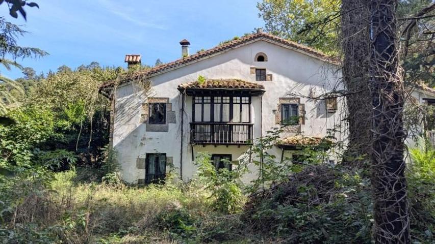 Casa con terreno en venta en Santiurde de Toranzo, San martin de toranzo photo 0