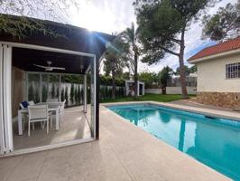 Chalet en venta en Torrent, Zona El Vedat-Santa Apolonia photo 0