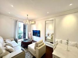 Piso en venta en Barcelona, El Poble-sec photo 0