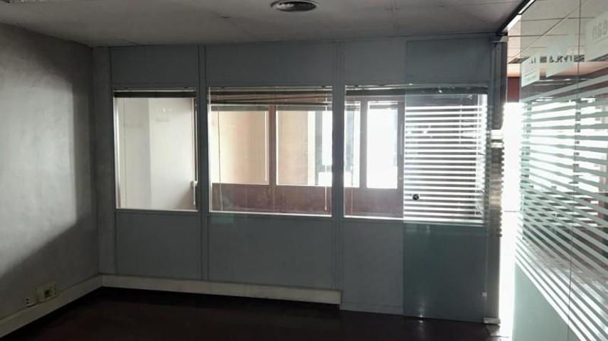 Oficina en venta en Barcelona, Centre photo 0