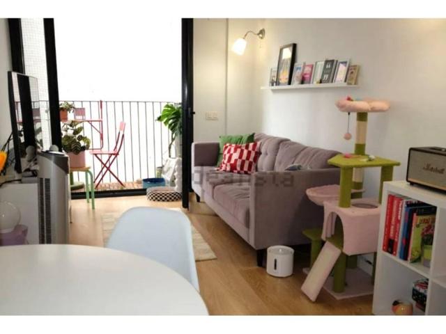 Piso en venta en Barcelona, Navas photo 0