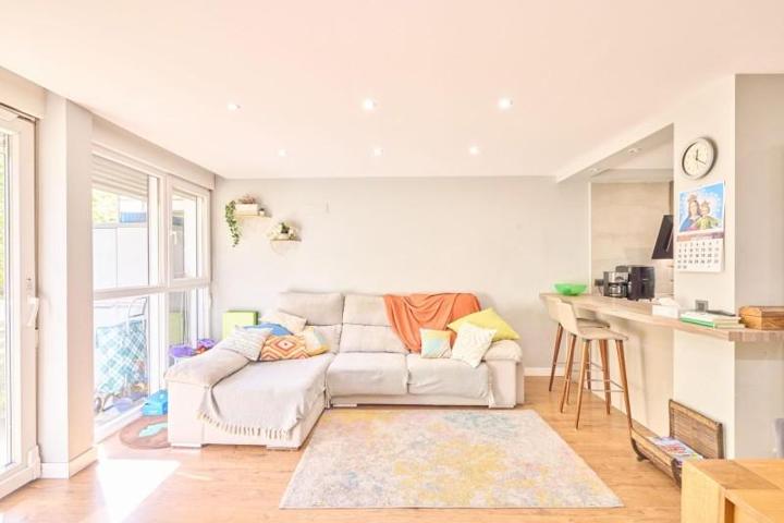 Apartamento en venta en Salamanca, Vidal photo 0