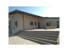 Chalet en venta en La Muela photo 0