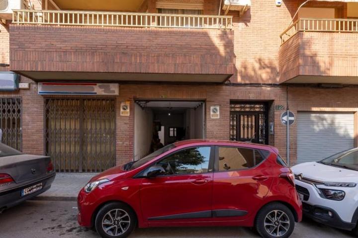 Garaje en venta en Almería, Centro photo 0