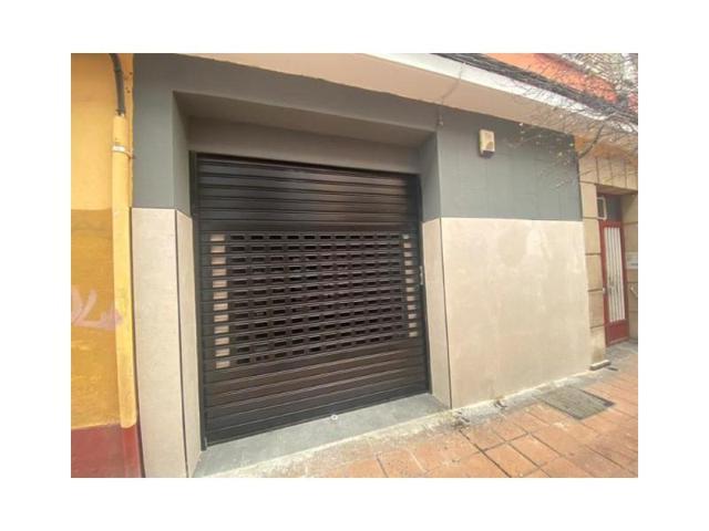 Local comercial en venta en Zaragoza photo 0