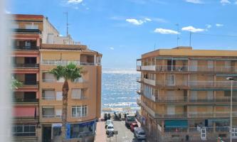 Aticos en venta en Torrevieja, Playa de los Naufragos photo 0