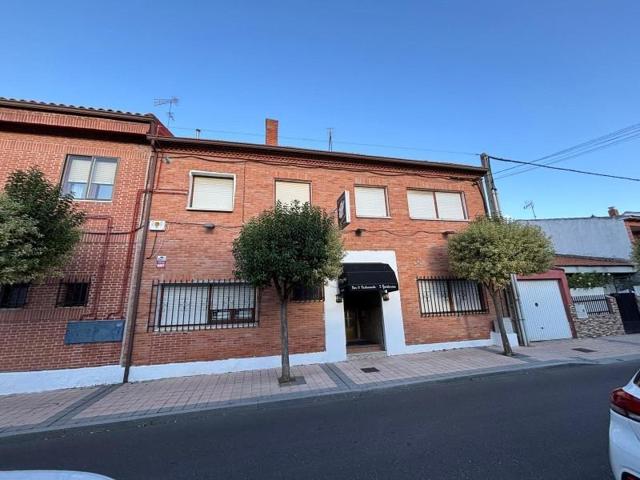 Local comercial en venta en Cistérniga, Castilla y leon photo 0