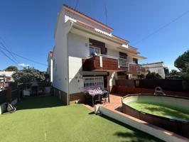 Adosada en venta en Cunit, Cal cego photo 0
