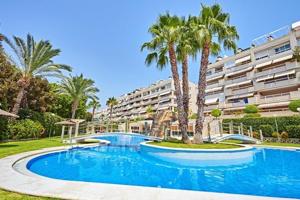 Piso en venta en Alicante, Playa de San Juan photo 0