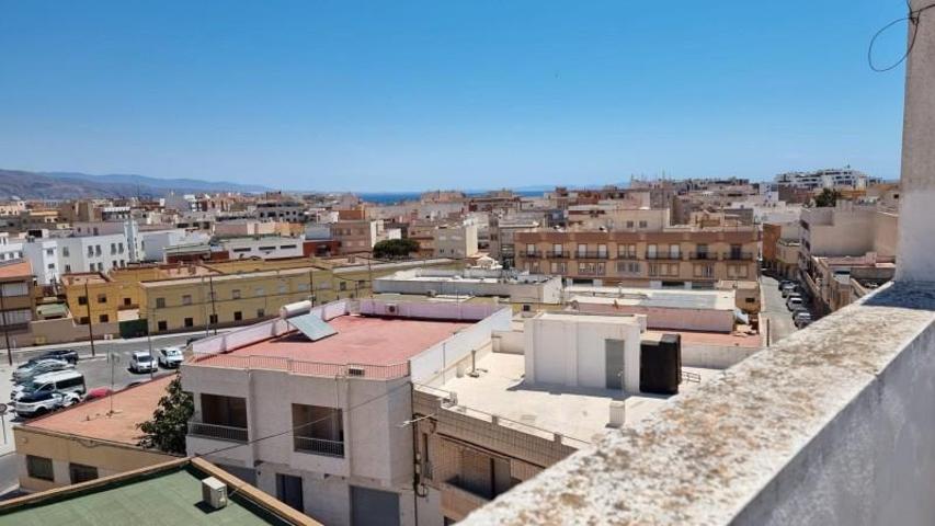 Aticos en venta en Roquetas de Mar, Centro photo 0