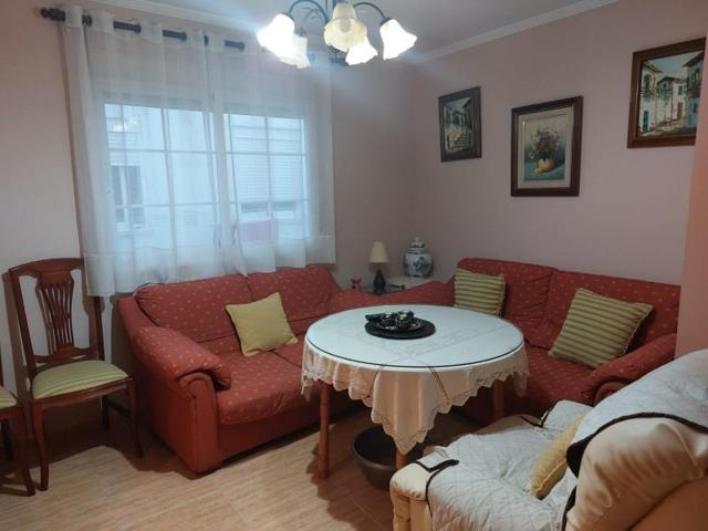 Piso en venta en Jaén, Centro photo 0
