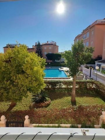 Apartamento en venta en Torrevieja, La Mata photo 0