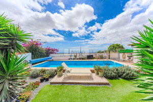 Casas de pueblo en venta en Granadilla de Abona, Granadilla de Abona photo 0