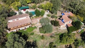 Chalet en venta en Candeleda, Candeleda photo 0