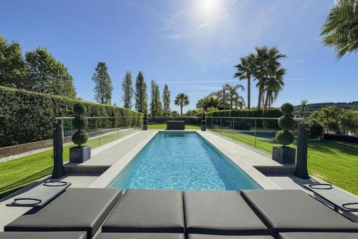 Apartamento en venta en San Roque, San Roque Club, Sotogrande Alto photo 0