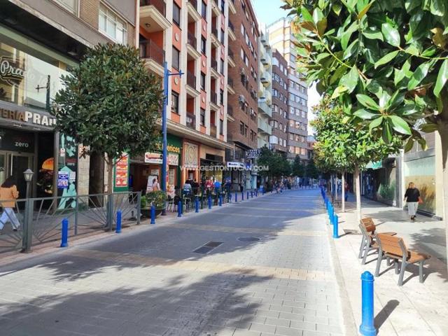 Local comercial en venta en Talavera de la Reina, Centro - Casco Antiguo photo 0
