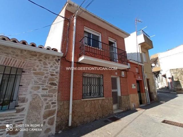 Casa en venta en Navamorcuende, Navamorcuende photo 0