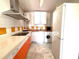 Apartamento en venta en Alcalá de Guadaira, Santa Lucia photo 0