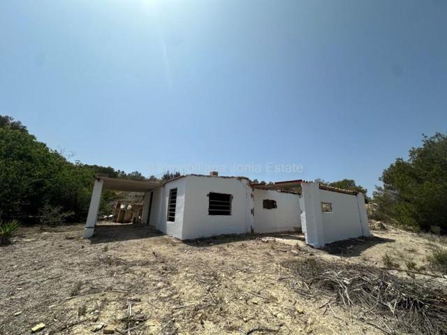 Casa con terreno en venta en Villajoyosa, Montaña photo 0