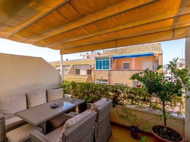 Aticos en venta en Torrevieja photo 0