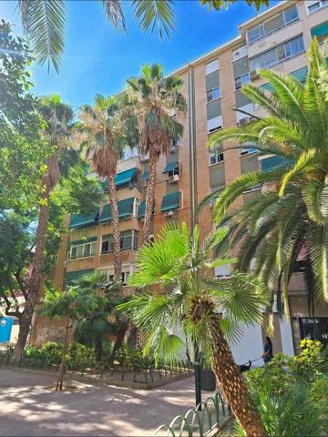 Piso en venta en Málaga, Huelin photo 0