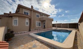 Chalet en venta en Torrevieja, La Siesta - El Salado - Torreta photo 0