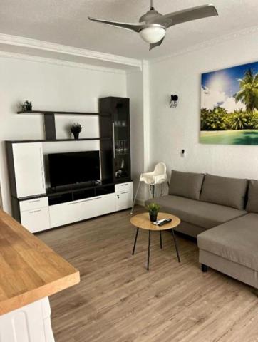 Apartamento en venta en Torrevieja photo 0