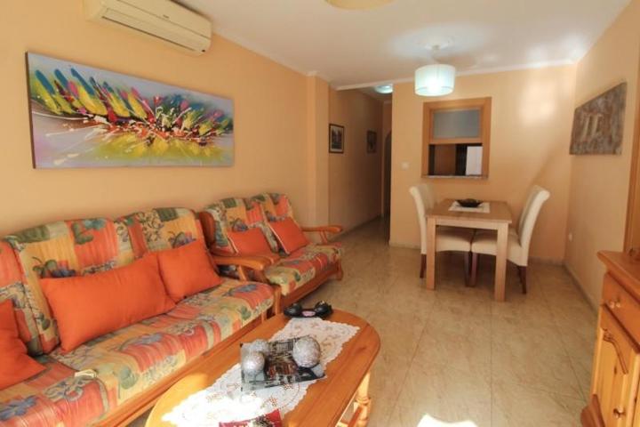 Apartamento en venta en Torrevieja, Estacion de autobuses photo 0