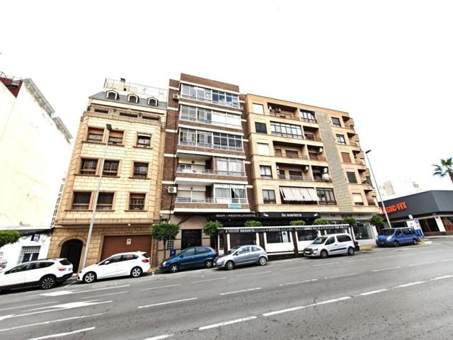 Piso en venta en Torrevieja, Centro photo 0
