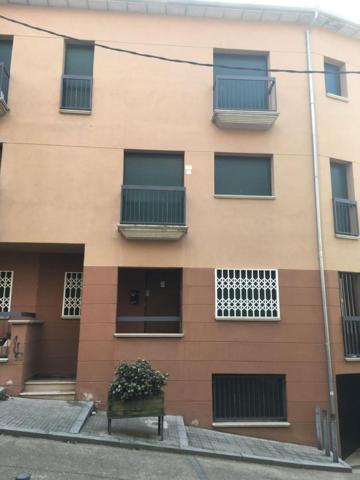 Duplex en venta en Sant Hilari Sacalm, Pueblo 37 photo 0