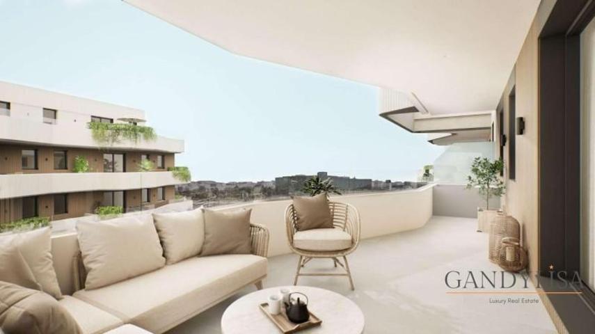 Apartamento en venta en Fuengirola photo 0