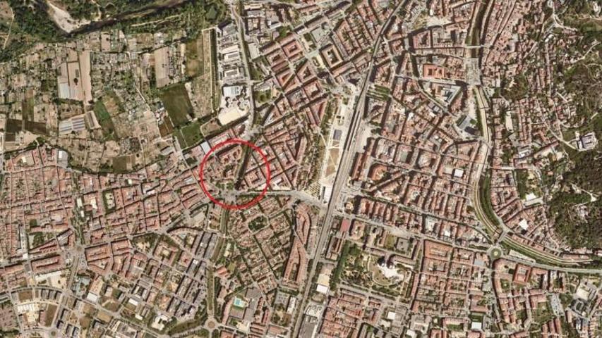 Local comercial en venta en Girona, Devesa photo 0