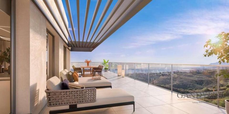 Apartamento en venta en Marbella, Alto de los Monteros photo 0