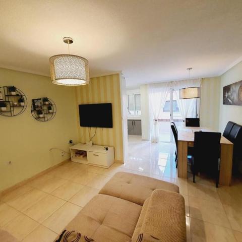 Apartamento en venta en Torrevieja photo 0