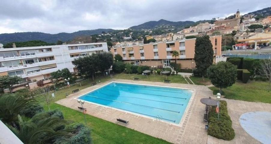 Aticos en venta en Cabrils, Centro photo 0