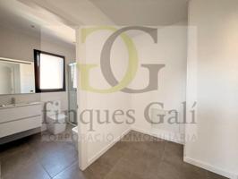 Casa en venta en Manresa photo 0