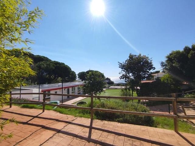 Local comercial en venta en Canet de Mar, Playa el cavaio barcelona photo 0