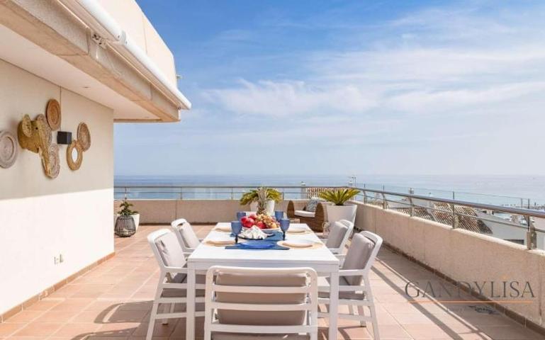 Apartamento en venta en Marbella, Puerto Banús photo 0