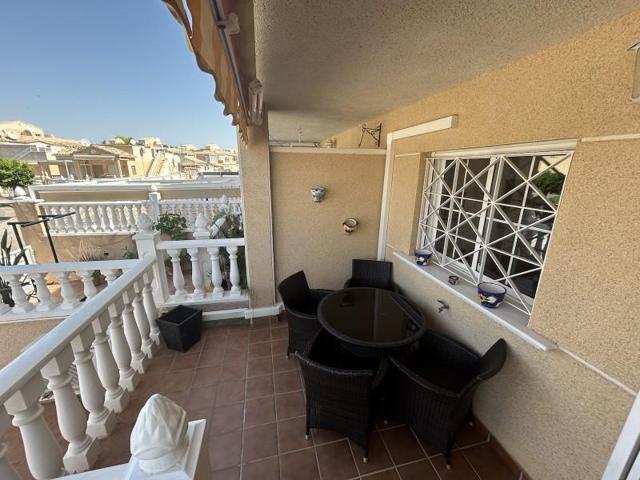 Casa en venta en Torrevieja, Torreta Florida photo 0