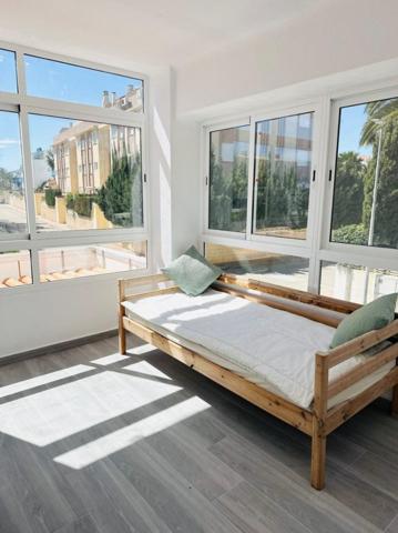 Apartamento en venta en Denia photo 0
