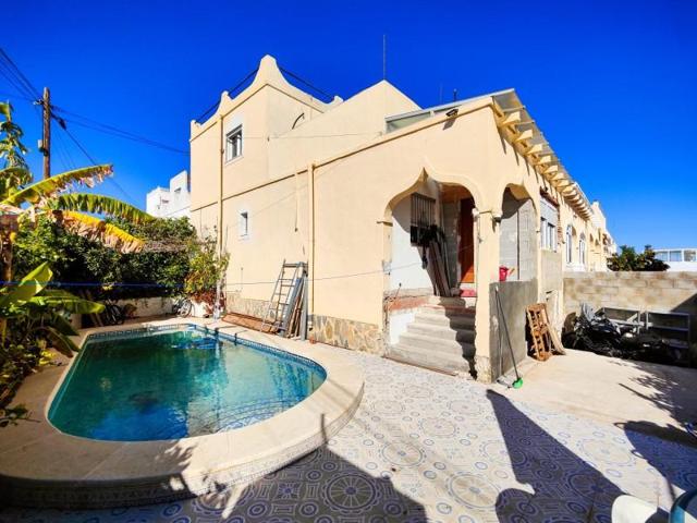 Casas de pueblo en venta en San Miguel de Salinas photo 0