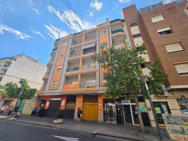 Apartamento en venta en Torrevieja, Centro photo 0
