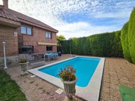 Chalet en venta en Fontellas, Calle San Isidro Labrador, 31512 photo 0