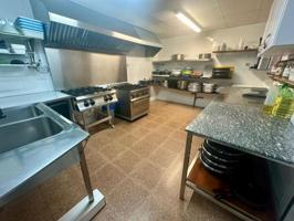 Local comercial en venta en Santa Oliva, Santa oliva photo 0