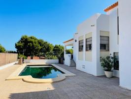 Chalet en venta en Denia, Montgó photo 0